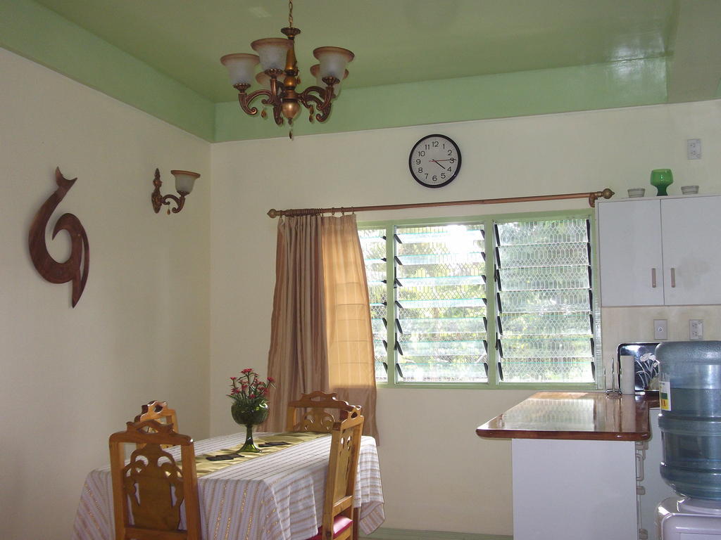 Malau Lodge ヌクアロファ エクステリア 写真